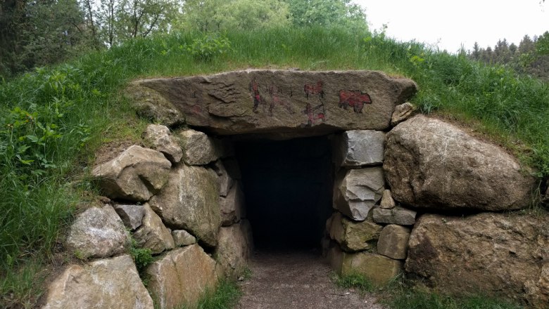 Steinhöhle, © UnterWasserReich/Christiane Mader