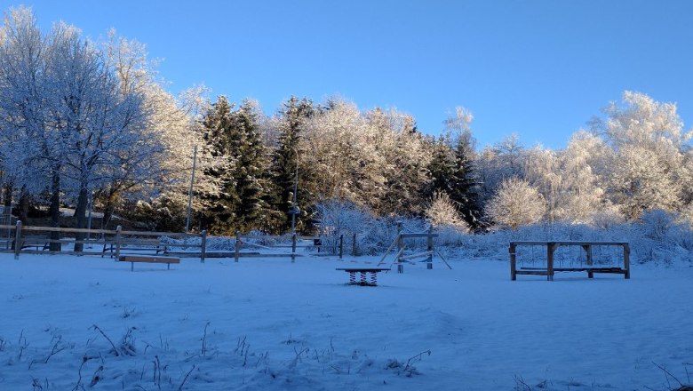 Spielplatz_Winter, © UnterWasserReich/Christiane Mader